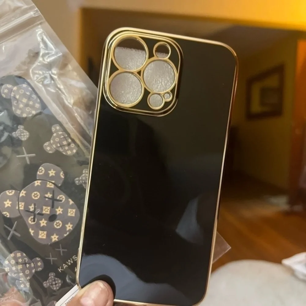Two iPhone 14plus cases, brand new